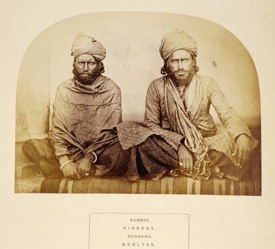Kumbos, Hindoos, Googaira, Mooltan, from The People of India, J. Forbes Watson tarafından, 1868