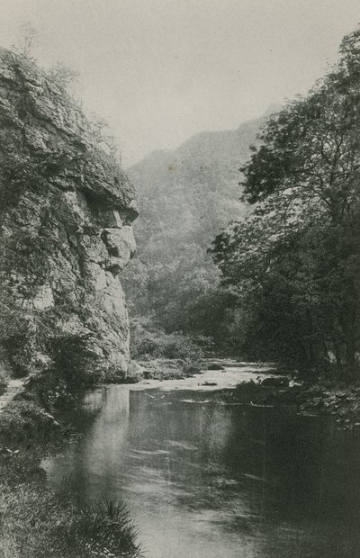 Aslan Yüz Kaya, Dovedale by English Photographer