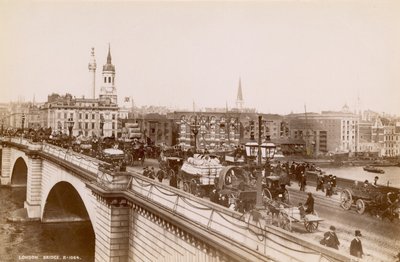 Londra Köprüsü, 19. yüzyılın sonlarında by English Photographer