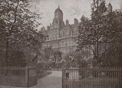 London County Council Eğitim Ofisleri by English Photographer