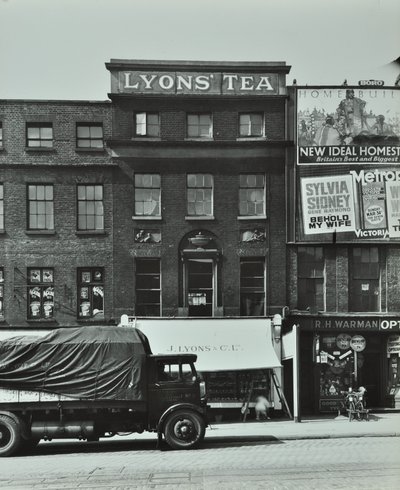 Lyons Kahve Evi, 7 Blackfriars Yolu, 1935 by English Photographer