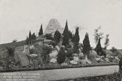 Beaumont Hamel yakınlarındaki Somme savaş alanında 29. Tümen Anıtı by English Photographer
