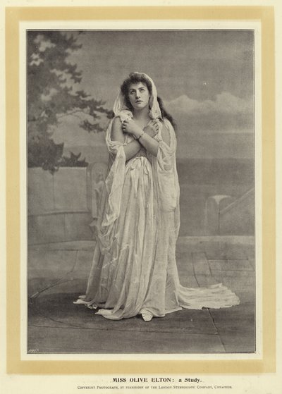 Miss Olive Elton: Bir Çalışma by English Photographer