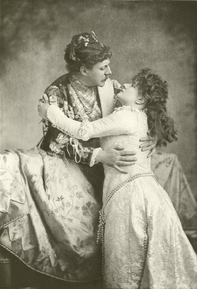 Bay Clyffe ve Bayan Lingard, Romeo ve Juliet olarak (gravür) by English Photographer