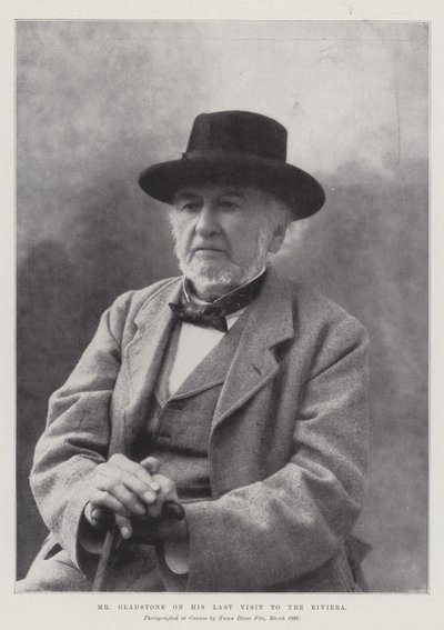 Bay Gladstone, Riviera