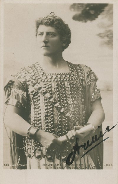 Bay Wilson Barrett, Haç İşaretinde Marcus by English Photographer