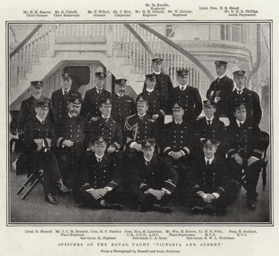 Kraliyet Yat Victoria ve Albert Subayları by English Photographer