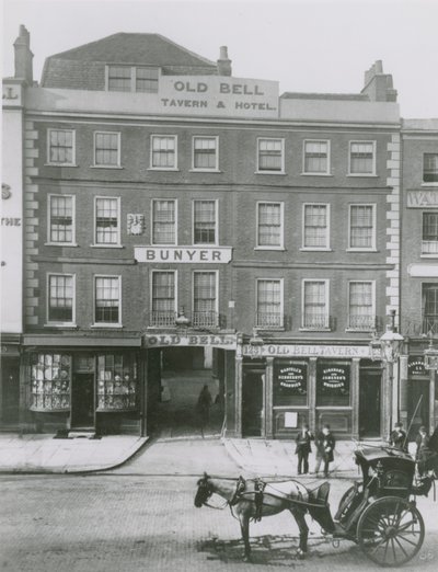 Eski Bell Tavern ve Otel, Londra by English Photographer