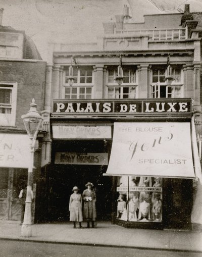 Lüks Saray, High Street, Bromley by English Photographer