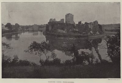 Pembroke Kalesi, Pembrokeshire by English Photographer