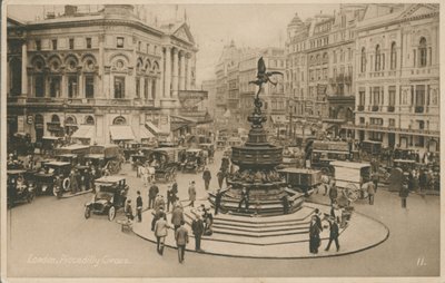 Piccadilly Sirki, Londra by English Photographer