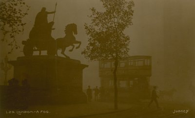 Sisin içinde Londra görüntüsü olan kartpostal by English Photographer