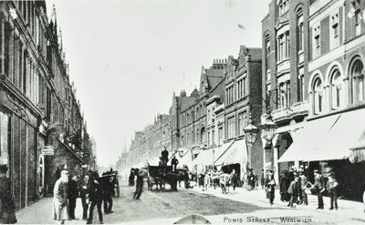 Powis Caddesi, Woolwich: genel görünüm, 1890 by English Photographer