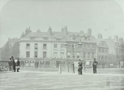 Princes Street, Westminster LB: kutsal alandan, 1885 by English Photographer