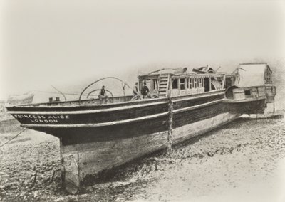 Prenses Alice: Thames Nehri'nden yetiştirildikten sonra, Londra, 1889 by English Photographer