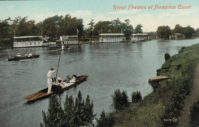 Thames Nehri ve Hampton Court