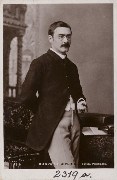 Rudyard Kipling (1865-1936), İngiliz kısa öykü yazarı, şair ve romancı by English Photographer