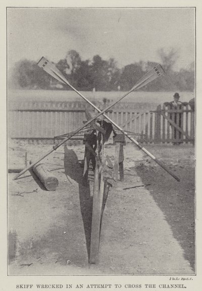Skiff, Kanalı geçme girişiminde mahvoldu by English Photographer