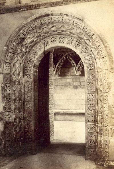St Albans Manastırı, Norman Kapısı (s/b fotoğraf) by English Photographer