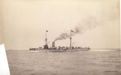 Denizde "Chih Yuan", 1886 dolayları by English Photographer