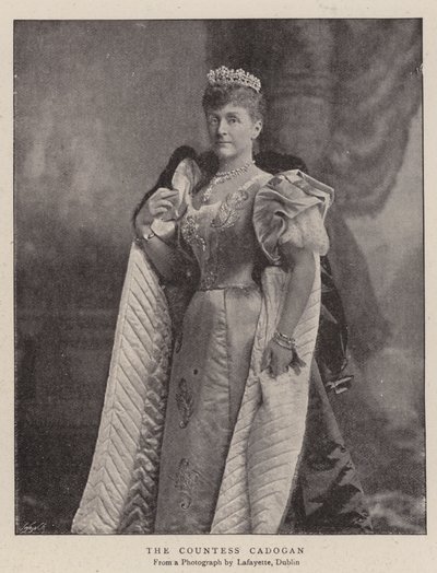 Kontes Cadogan by English Photographer