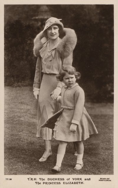 York Düşesi ve Prenses Elizabeth (s/b fotoğraf) by English Photographer