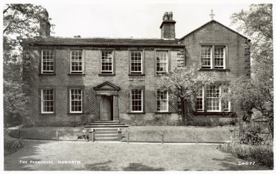 Parsonage, Haworth (s/b fotoğraf) by English Photographer