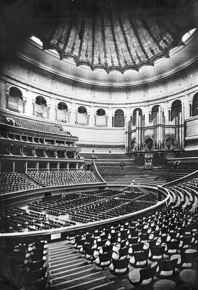 Royal Albert Hall, Londra, 1880 dolayları by English Photographer
