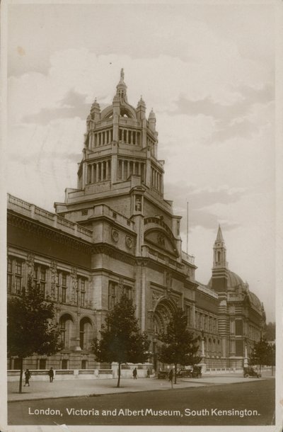 Victoria ve Albert Müzesi, South Kensington, Londra by English Photographer