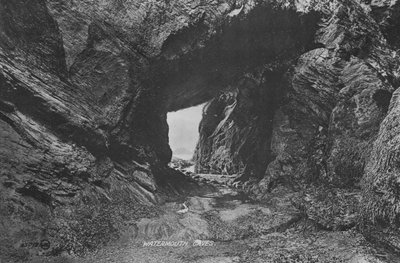 Watermouth Mağaraları (s/b fotoğraf) by English Photographer