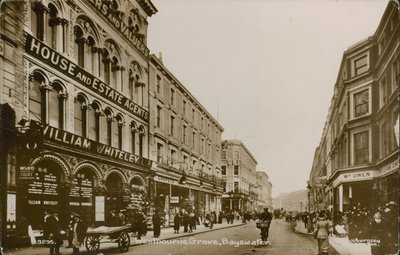 Westbourne Grove, Bayswater, Londra by English Photographer