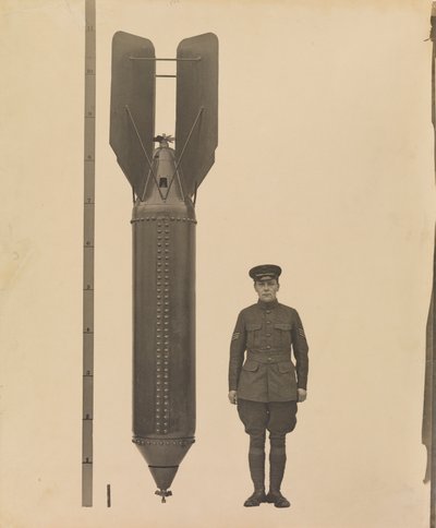 Ne Berlin Kaçırdı, 1918 (gümüş jelatin baskı) by English Photographer