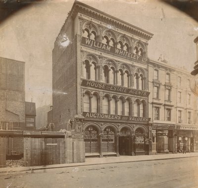 William Whiteley, ev ve emlak acenteleri, müzayedeciler ve değerleme uzmanları, Westbourne Grove, Londra by English Photographer