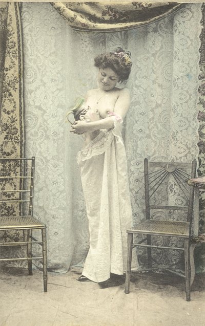 Toby sürahisi tutan kadın (renkli fotoğraf) by English Photographer