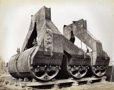 Bahçe no. 647, Baykal. Buz kırma treni feribot vapuru Baykal için bazı kazanlar ve huni alımları gösteriliyor by English Photographer
