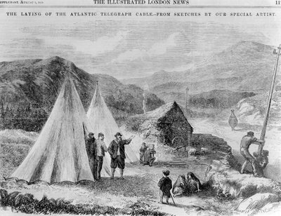 Killarney ve Valencia arasındaki yolda telgraf şirketinin işçilerinin kampı by English School