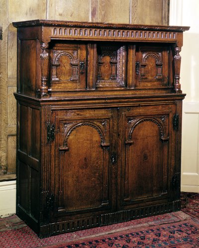 Salon dolabı, meşe, c.1600 by English School