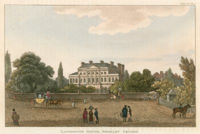 Lansdowne Evi, Berkeley Meydanı by English School