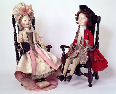 Lord ve Lady Clapham, William ve Mary döneminde yapılmış tahta bebekler, 17. yüzyılın sonu, 1680
