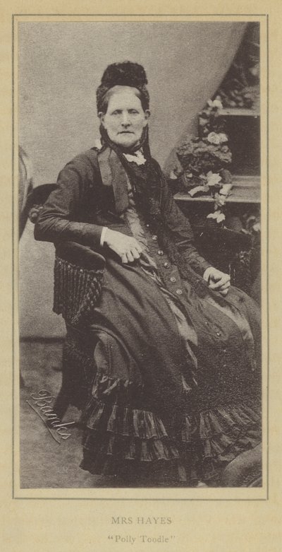 Bayan Hayes, Polly Toodle (taş) by English School
