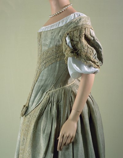 Gümüş dokulu elbise, 1660