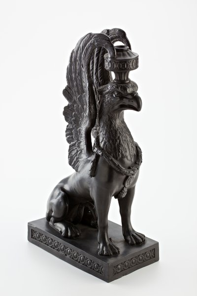Staffordshire Wedgwood bazalt maldan grifon şeklinde şamdan, c.1771-80 (bazalt mal) by English School