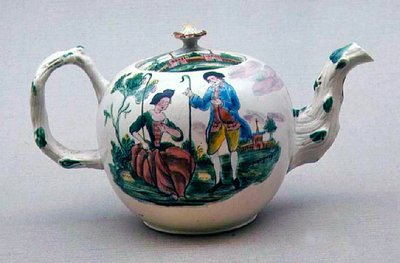 Staffordshire tuzlu camlı çaydanlık, aile gülleriyle süslenmiş, c.1770 (seramik) by English School