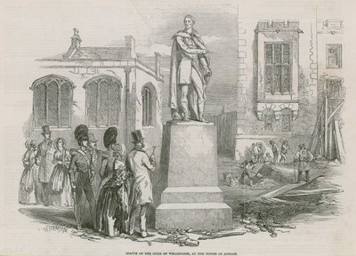 Londra Kulesi'ndeki Wellington Dükü Heykeli by English School