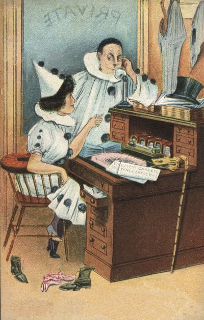 Bir ofiste iki palyaço (renkli taş) by English School