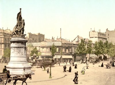 Bir Fransız şehrinin görünümü (el ile renklendirilmiş fotoğraf) by English School