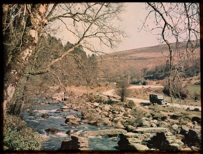 Clapper Bridge, Dartmeet, Widecombe in the Moor, Teignbridge, Devon, Birleşik Krallık by Eric Maybank