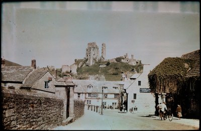 Corfe Castle, Corfe Castle, Purbeck, Dorset, Birleşik Krallık by Eric Maybank