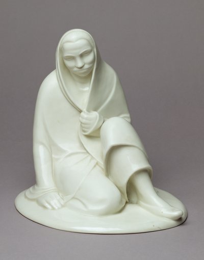 Hareketsiz Kız, 1907-08 (porselen) by Ernst Barlach