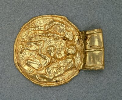 Kabartmalı bulla kolye. Etrüsk uygarlığı, MÖ 4. yy. by Etruscan